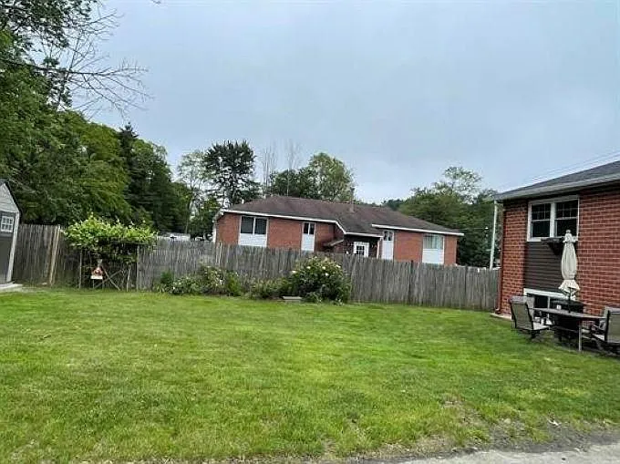 945 Mammoth Rd #1-S — Photo 18