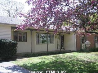 54 Laurel Hill Dr, Niantic, CT 06357