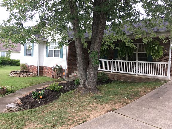 4th image of 2628 Charlton Ln
