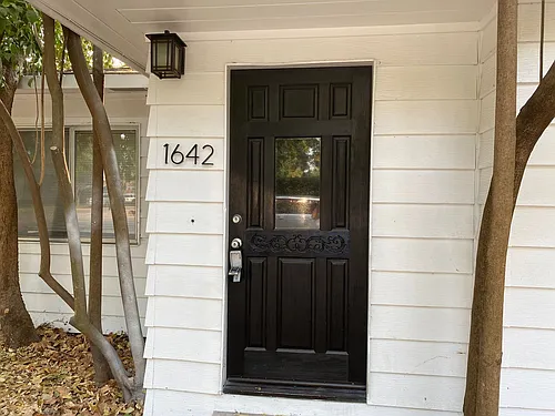 1642 Mulberry St Photo 1