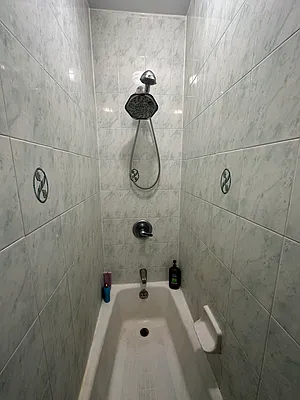 Rented by J Misrahi Realty Corp | media 16