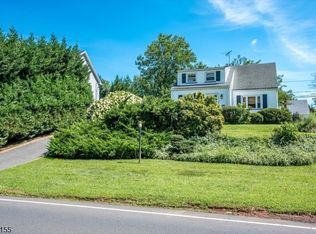 97 Union County Pkwy, Clark Twp., NJ 07066