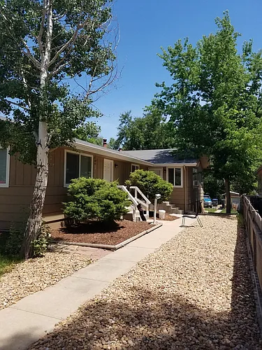 502 S Longmont Ave #A Photo 1