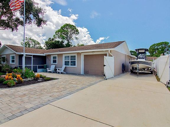4th image of 5516 Cedarwood Dr