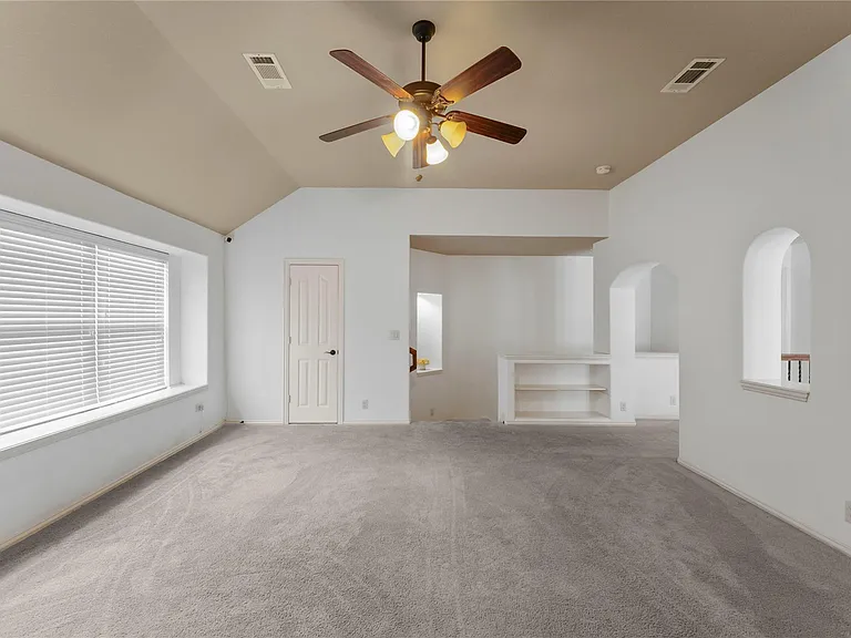 1204 E Shawnee Dr — Photo 15