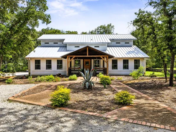 831 Old Justin Rd, Argyle, TX 76226