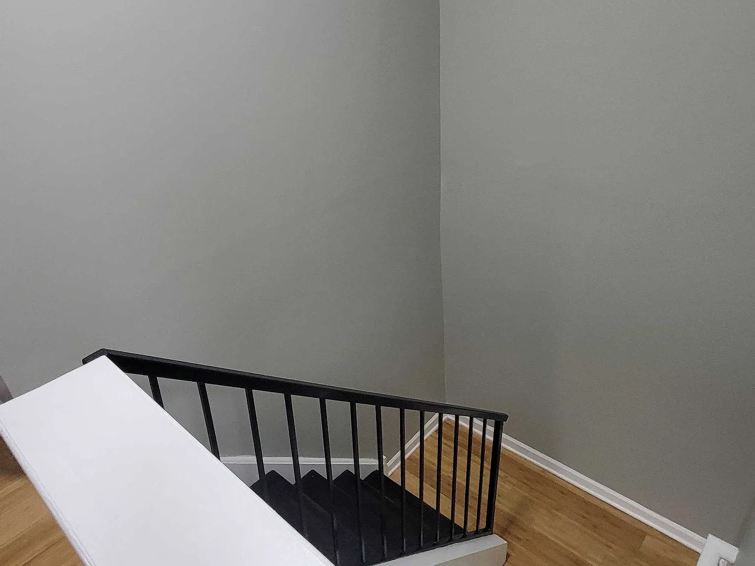 2 bed, 418 sqft, $1,200 — Photo 4