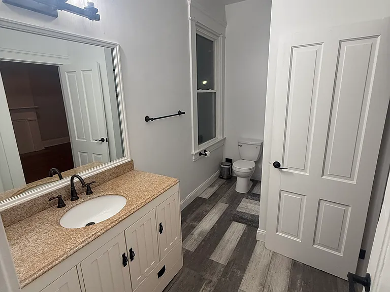639 Watkins St — Photo 1