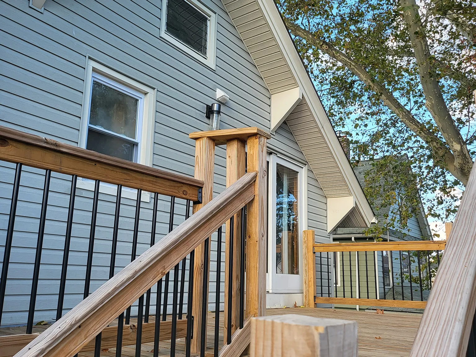 3 bed, 960 sqft, $3,000 — Photo 2