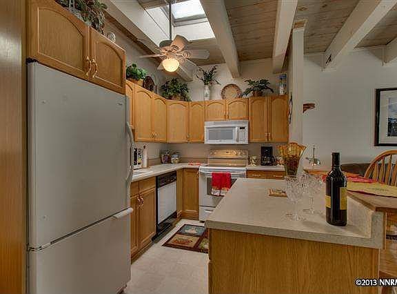 3rd image of 845 Southwood Blvd Unit 39
