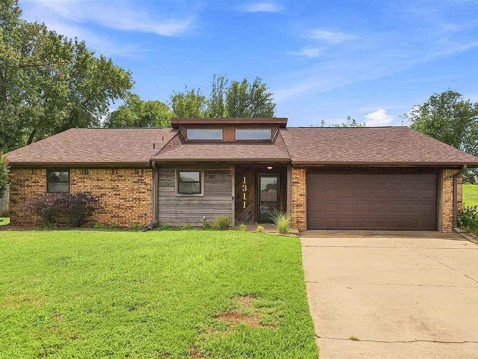 1st image of 1311 Boyles Ct