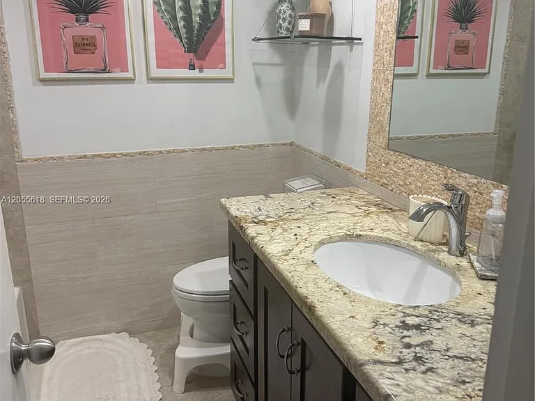 6709 N Kendall Dr #220 — Photo 18