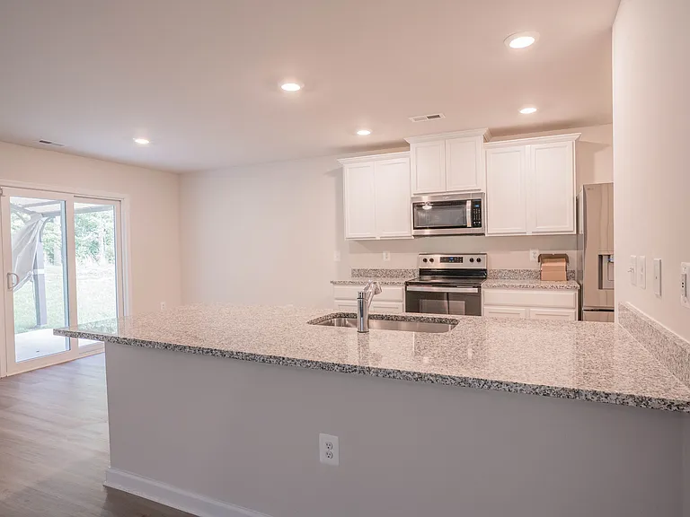 2814 Meadowview Blvd — Photo 11