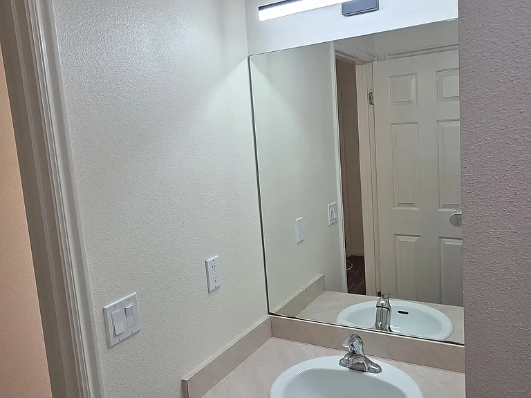 FULL BATHROOM VANITY