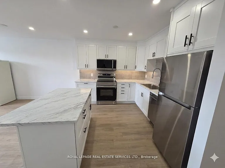 272 Lakeshore Rd E #UPPER — Photo 5