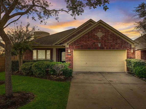 852 Skyspring Lane, League City, TX 77573