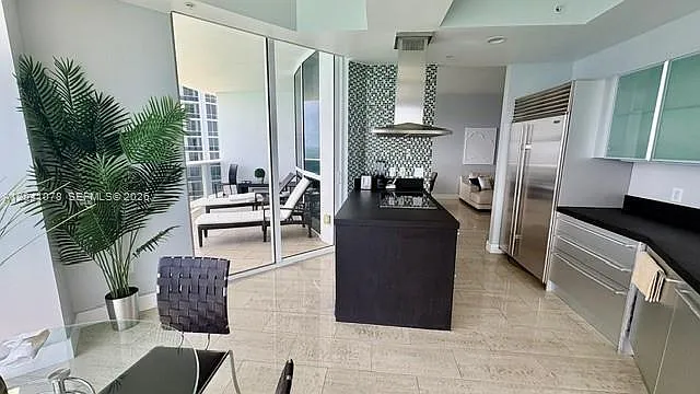 18201 E Collins Ave #5009 — Photo 9