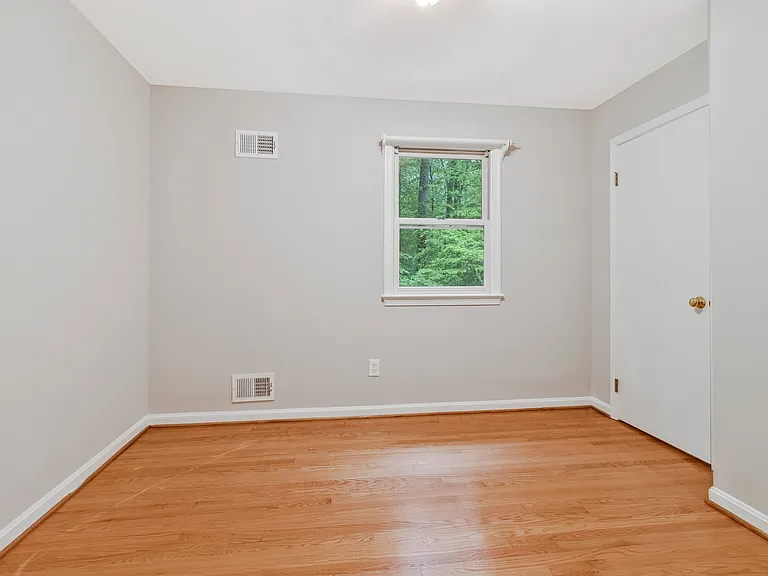 4329 Mount Vernon Memorial Hwy — Photo 27