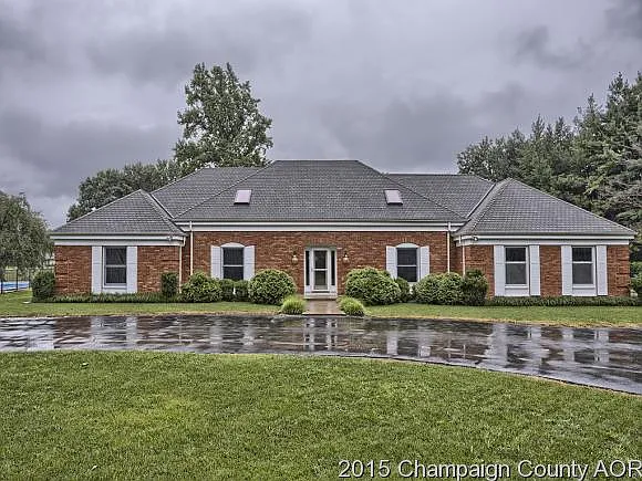 3505 Lakeshore Dr photo 1