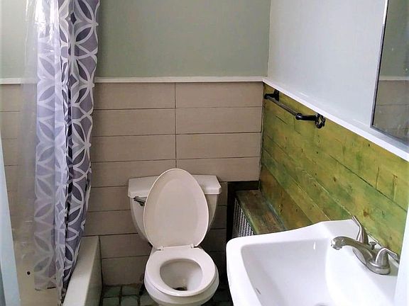 4th image of 47 Henry Ave #2