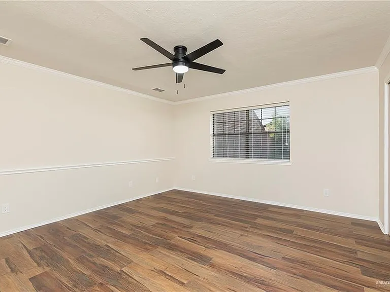 1218 Bluebird Ave — Photo 13
