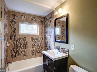 6705 Hazel Ln, Mc Lean, VA 22101