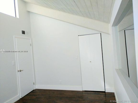 5th image of 589 N University Dr