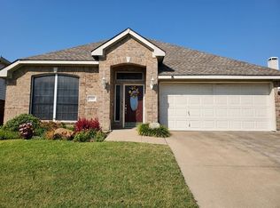 1007 Meandering Dr, Wylie, TX 75098