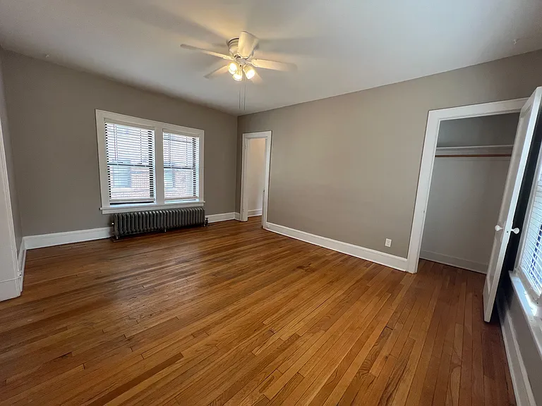 Stevens Square Apartments — Photo 113