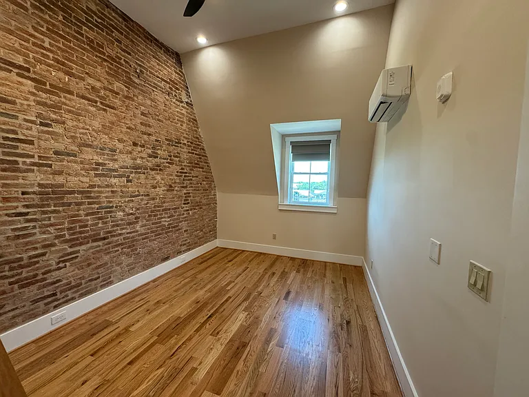2031 Maryland Ave #3 — Photo 12