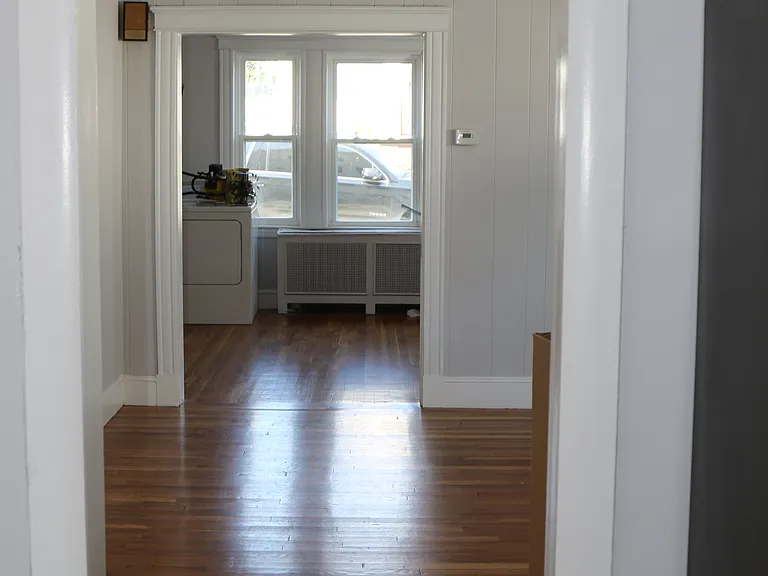 86 Laurel St #1 — Photo 8