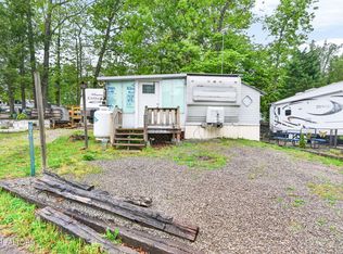 65 Seminole Rd, Crossville, TN 38572