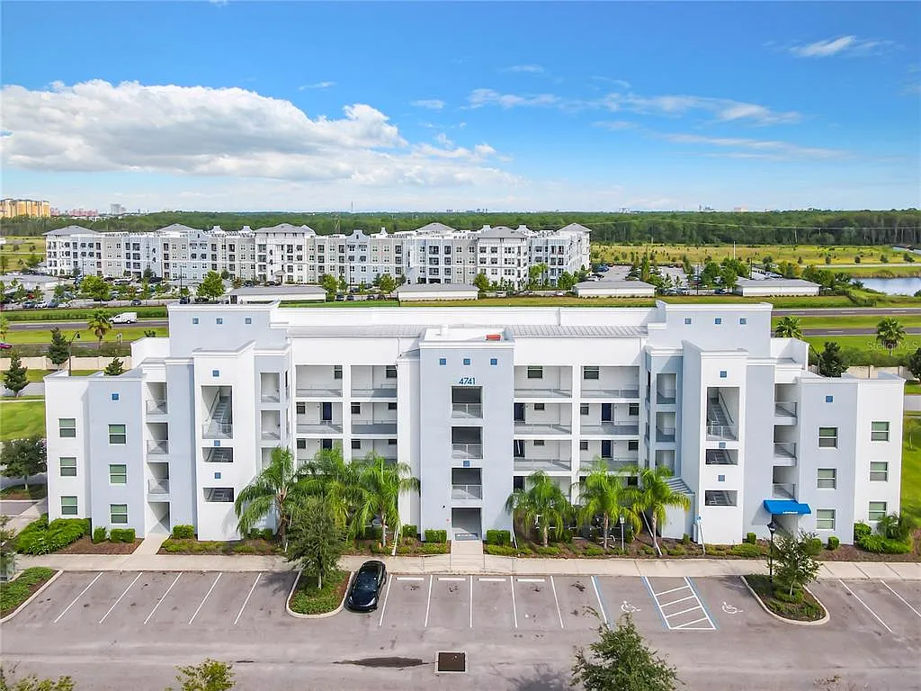 2 bed, 2.0 bath, 1186 sqft, $2,800 — Photo 2