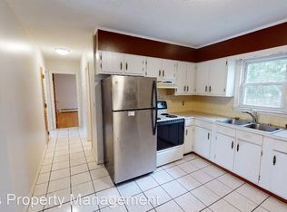 72 E Main St #1L, Webster, MA 01570