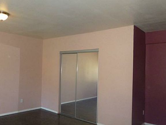 5th image of 7436 Franklin Dr