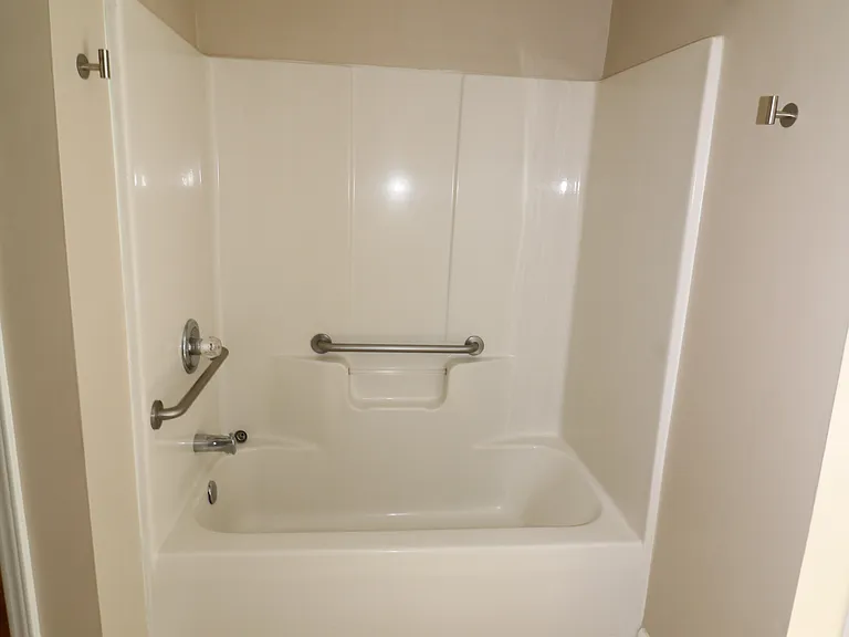 4589 Giles Ave — Photo 28