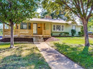 2221 Green Hill Cir, Fort Worth, TX 76112