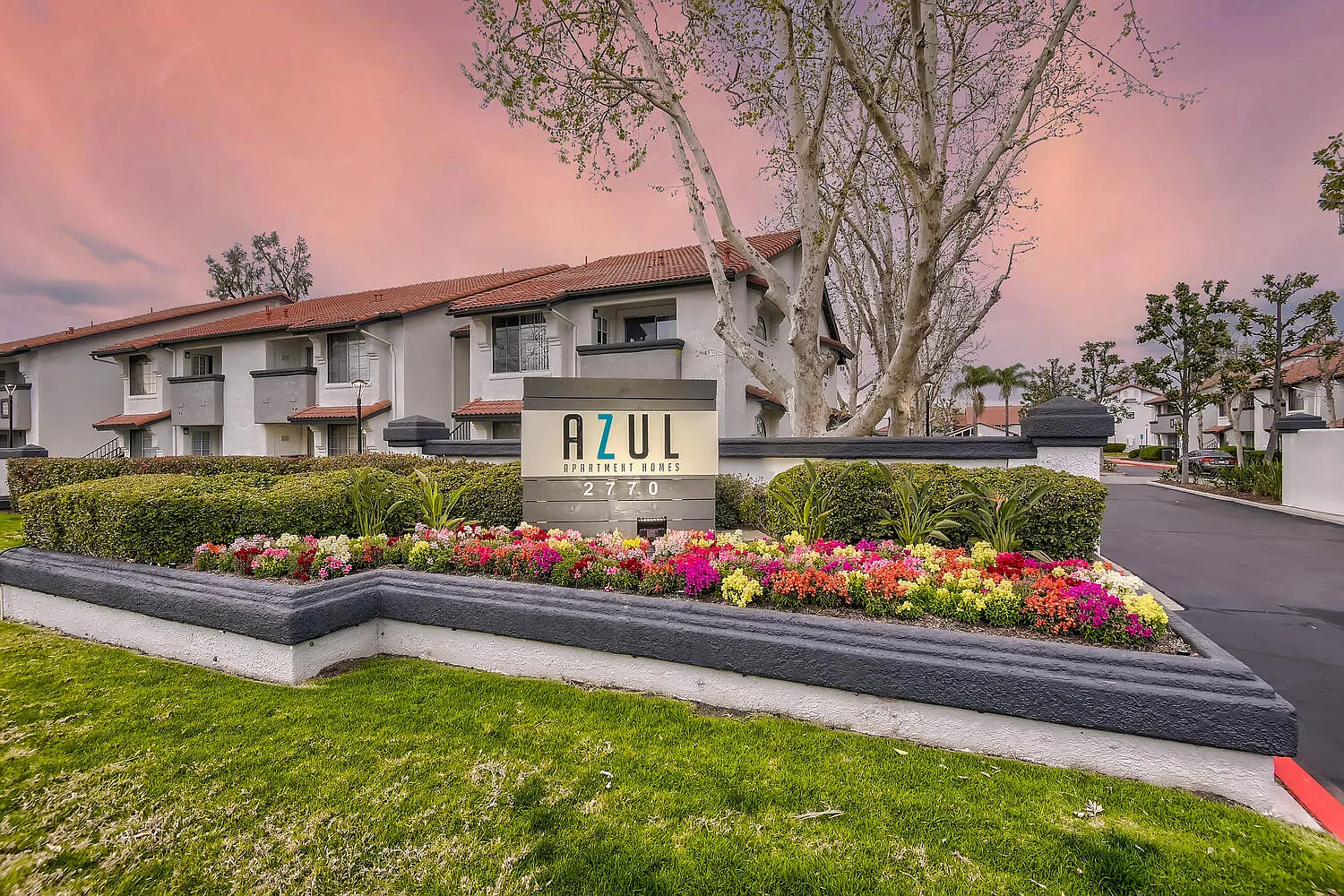 Azul Apartments — Photo 1