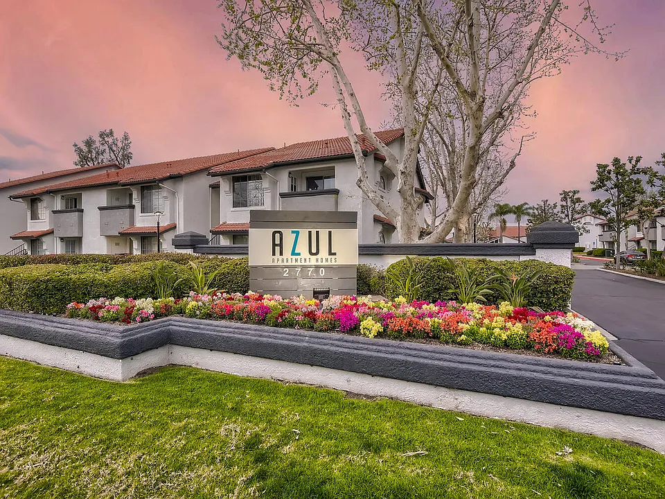 Azul Apartments