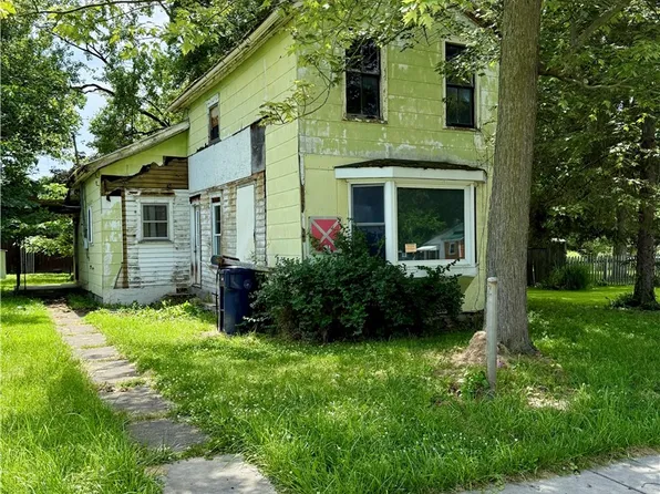 31 Boston Ave, Seneca Falls, NY 13148