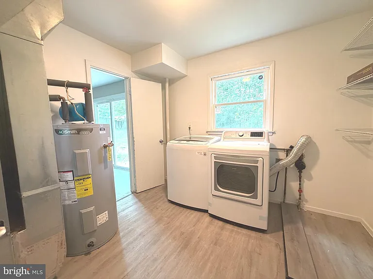 2063 Red Spruce Ct — Photo 9