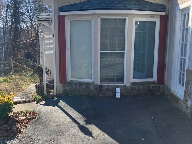2 Richmond Hill Dr #A — Photo 2