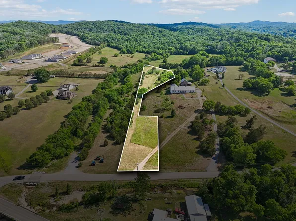 7019 Del Thomas Rd, Smyrna, TN 37167