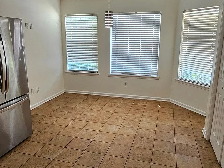 1775 Newman Ln — Photo 8