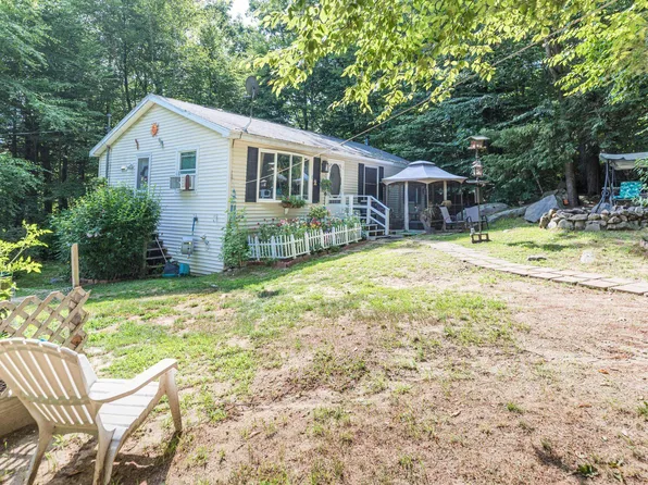 220 Long Shore Drive, Barrington, NH 03825