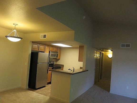 Kitchen bar