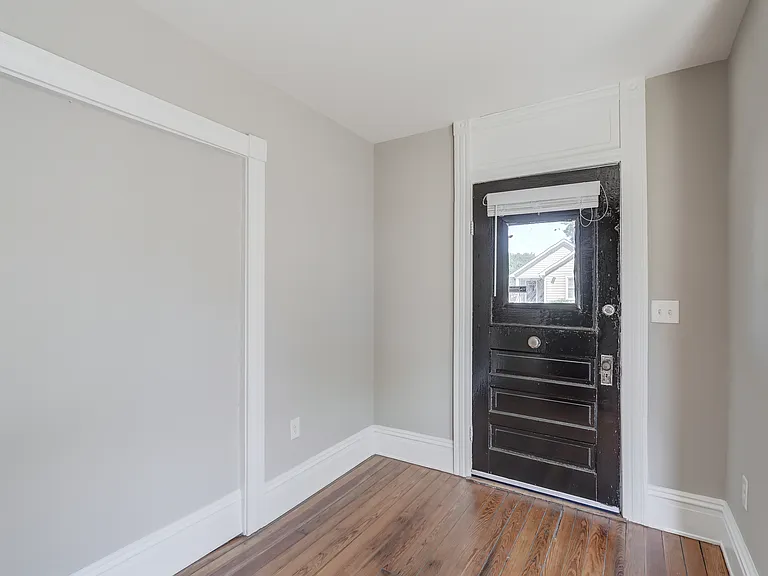 2101 5th Ave — Photo 35