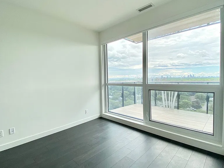 27 McMahon Dr #2103 — Photo 14