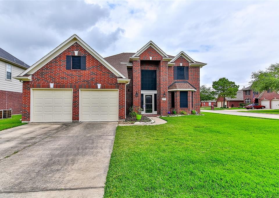 1st image of 11015 Rosewood Ct