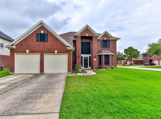 11015 Rosewood Ct, La Porte, TX 77571